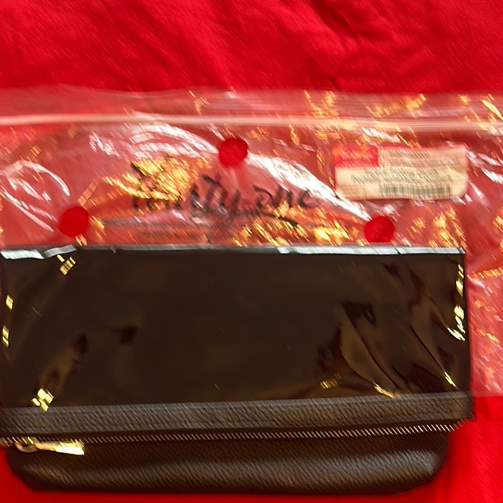 Thirty-One Black Clutch